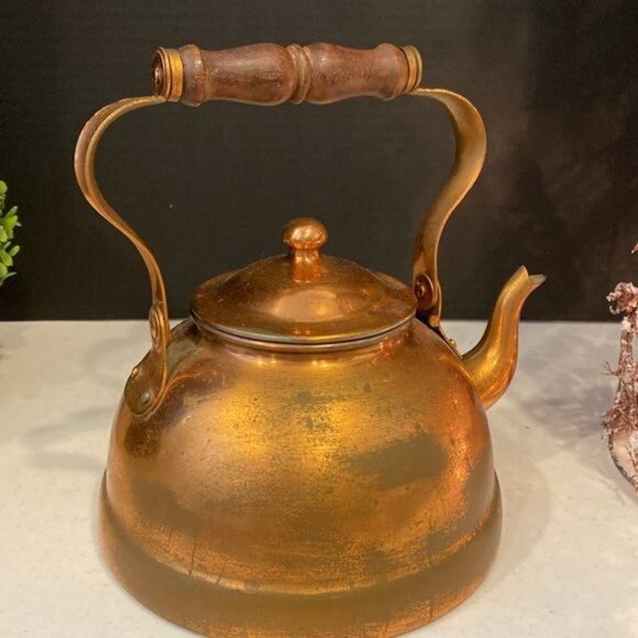 Vintage Antique 7" Copper Teapot Kettle with Lid - Picture 6 of 16